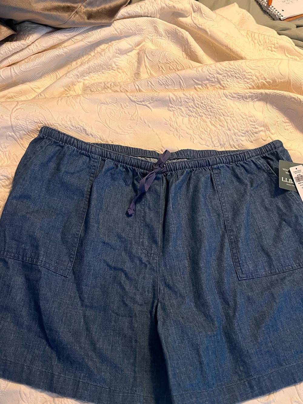 L.L. Bean Chambray Pull-On Shorts with Drawstring NWT
